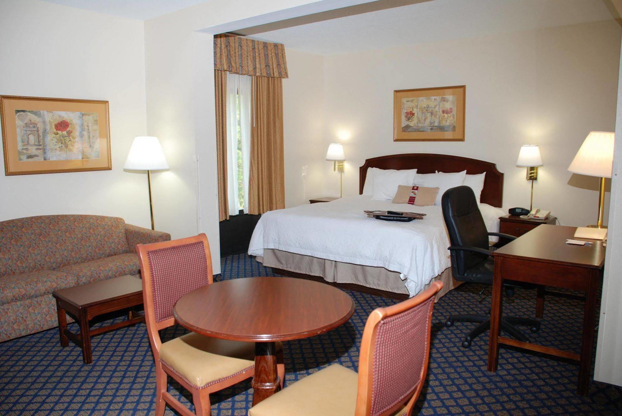Hampton Inn Petersburg-Fort Gregg Adams Szoba fotó